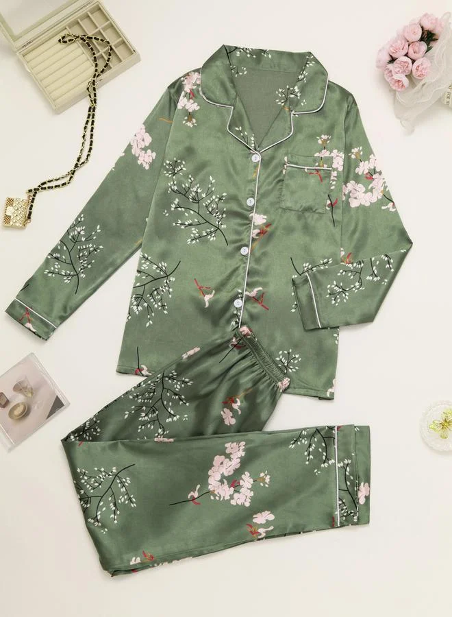 تايك تو طقم بلوزة بأكمام طويلة وبنطال بيجاما بطبعة جرافيك للنساء